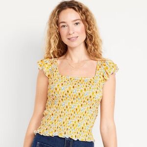 Old Navy NWT Floral Smocked Top with Ruffle Sleeves